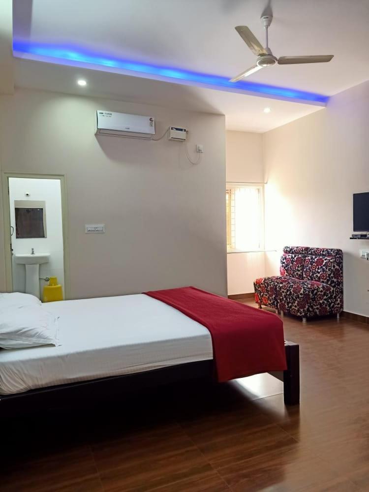 Ss Lodge Devanahalli Exterior foto